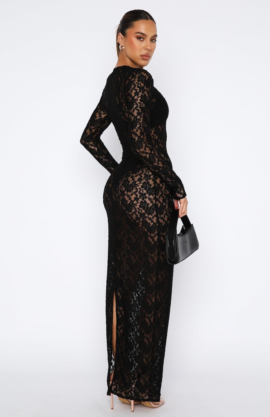 Vestido de Encaje Nyx – Sensualidad al Descubierto