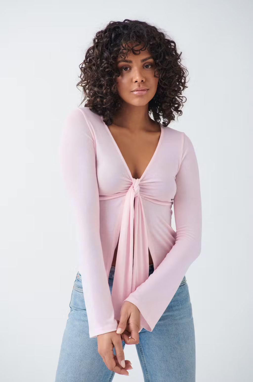 Top - Nyra