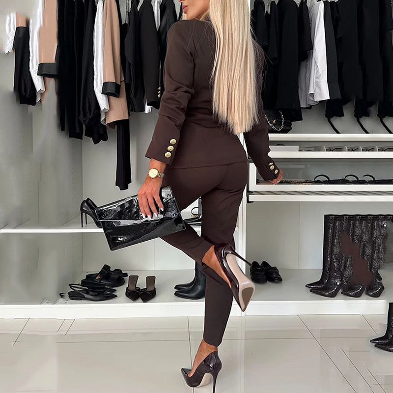 Conjunto de chaqueta y pantalón de mujer